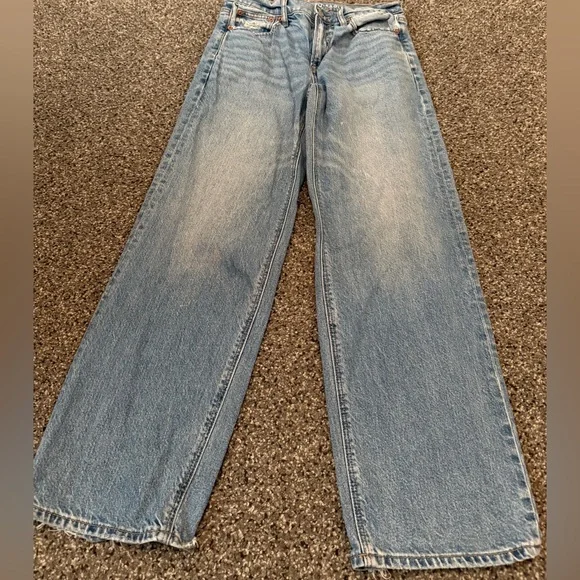 Womens American eagle jeans size 2 - Picture 1 of 4
